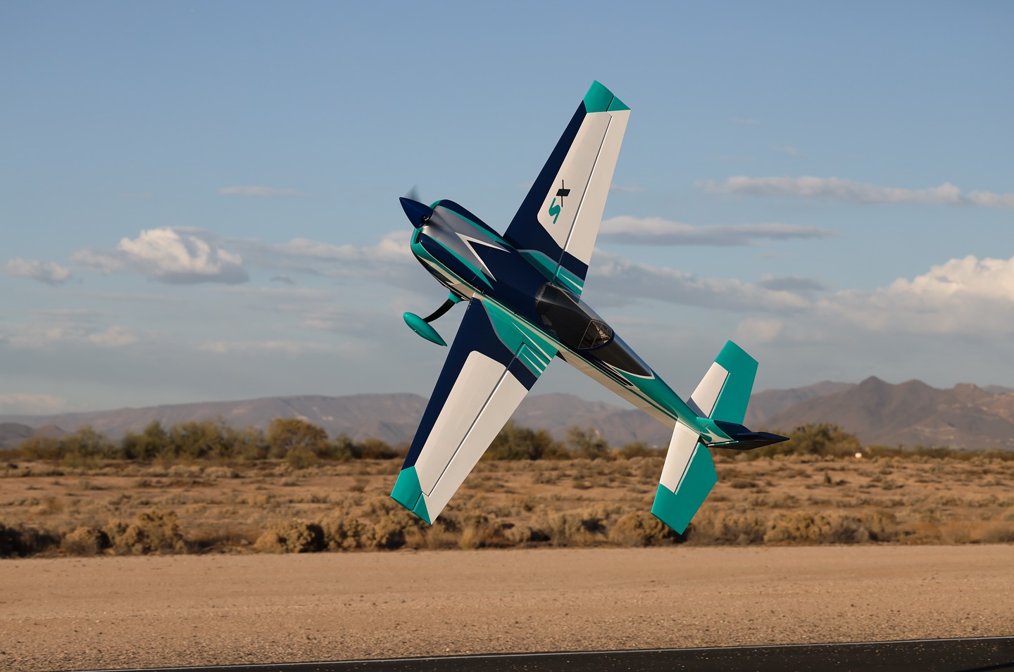 Extra 330 SX 103 AJ Aircraft