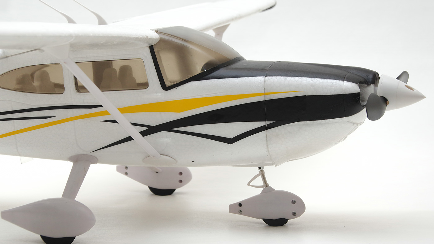 Cessna 182 Sky Trainer Arrows RC