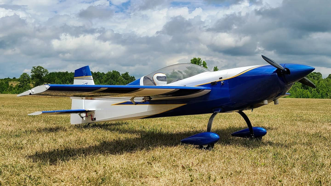 Extra 300 EXP V2 91 EXTREME FLIGHT