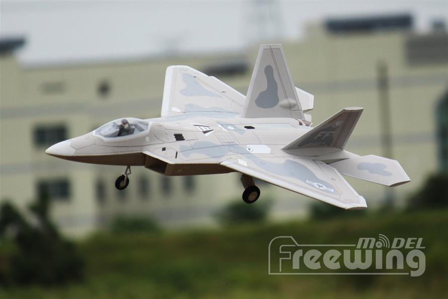 F-22 Raptor 64 mm Freewing Model