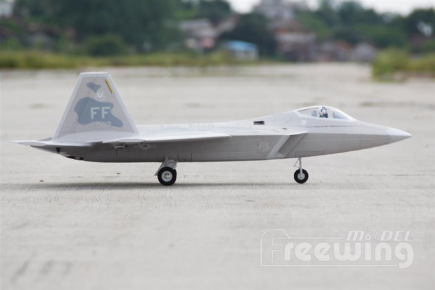 F-22 Raptor 64 mm Freewing Model