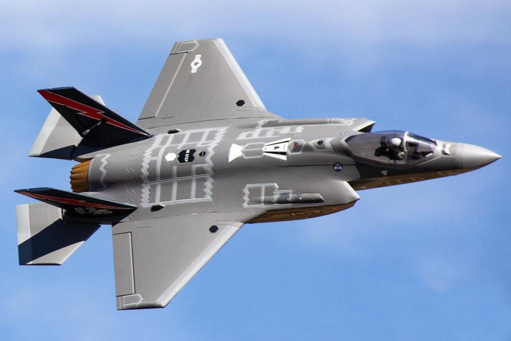 F-35 Lightning II V3 Freewing Model
