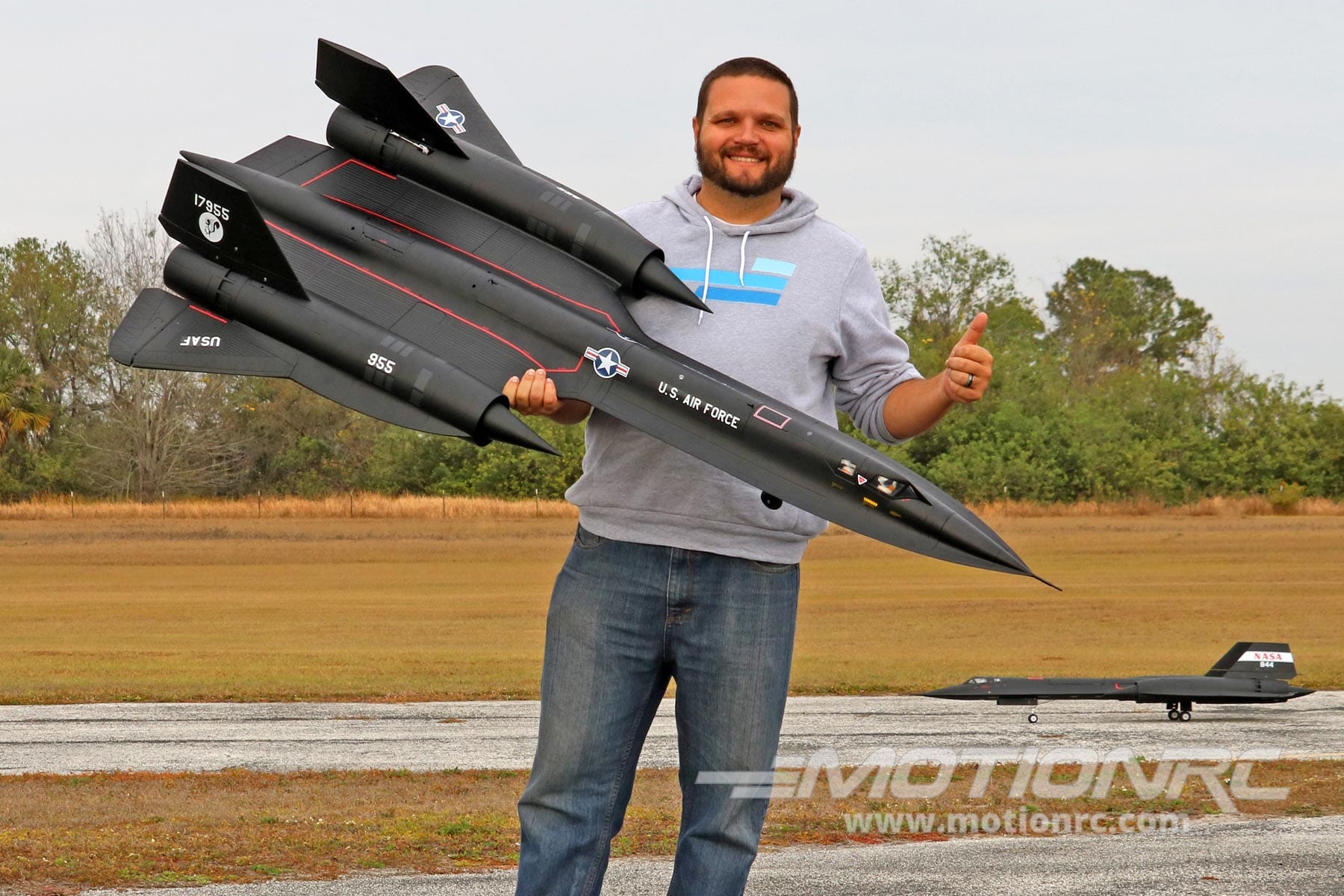 SR-71 Blackbird Twin 70mm Freewing Model