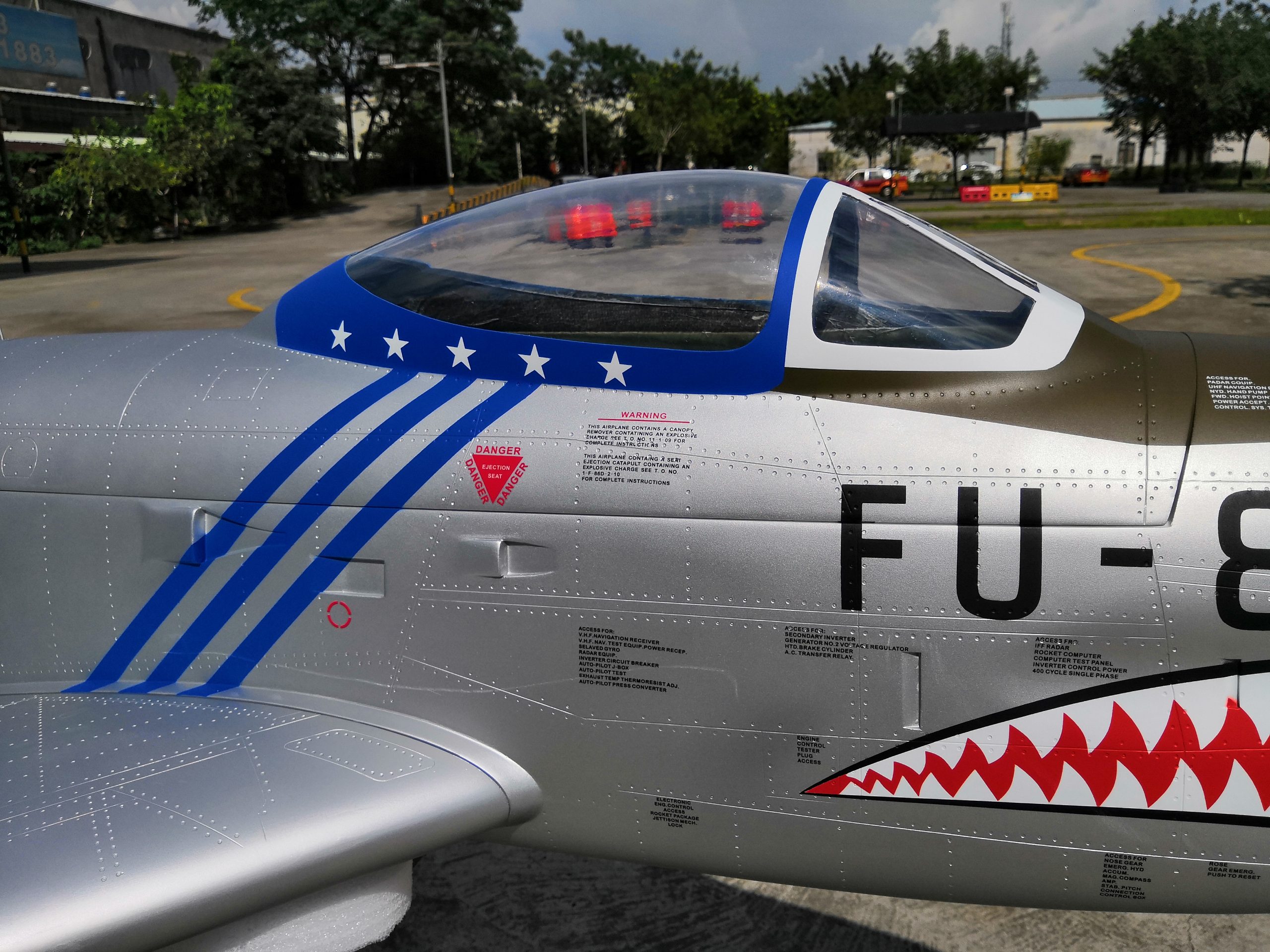 Sabre F-86D Pilot RC
