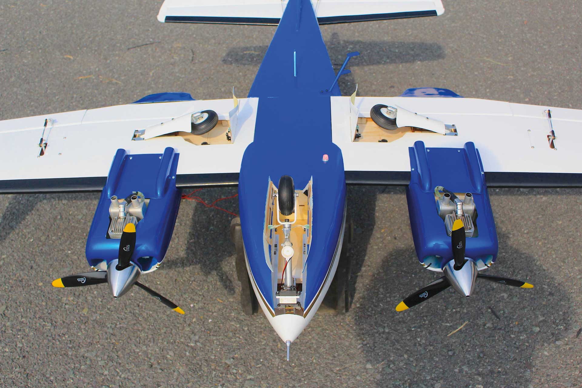 Cessna 310 Giant Twin 81 Seagull Models