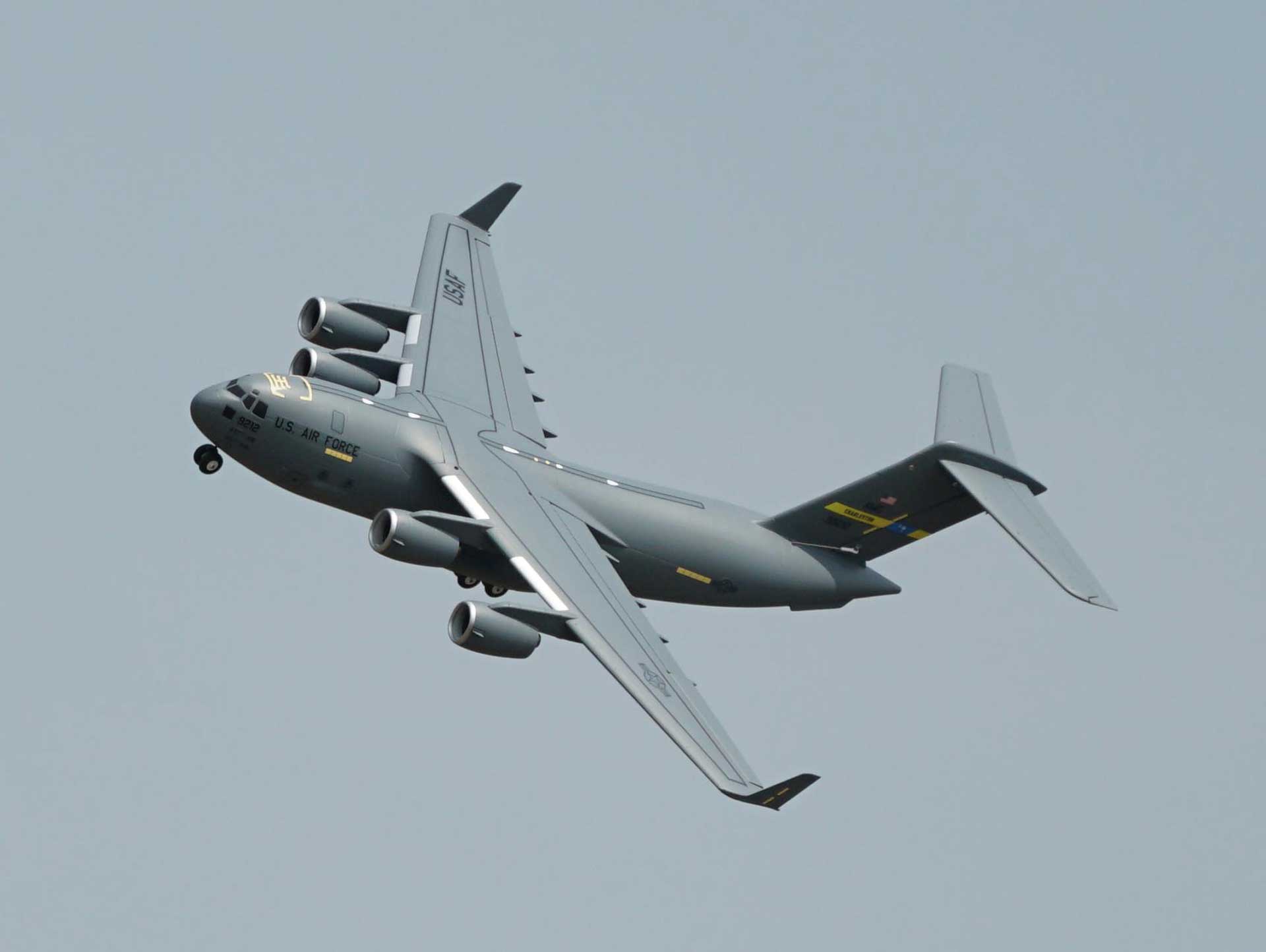 C-17 Globemaster 40mm XFLY Model
